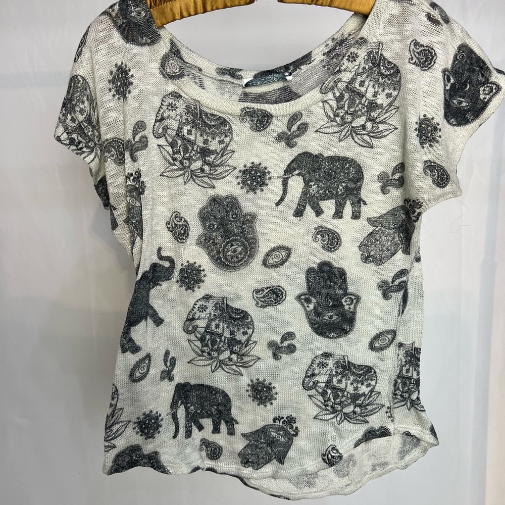 En Creme Cream Graphic Short Sleeve Tee Relaxed Fit